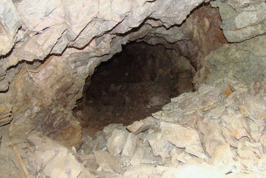 Mina Negra de Manganeso
