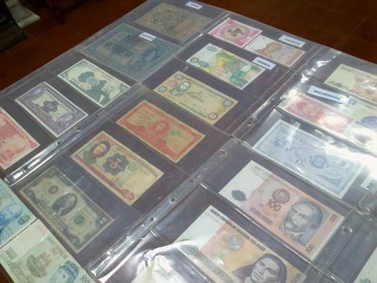 Muestra Monedas · 4