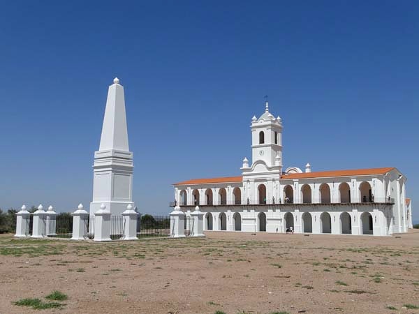 Replica Del Cabildo En La Punta San Luis