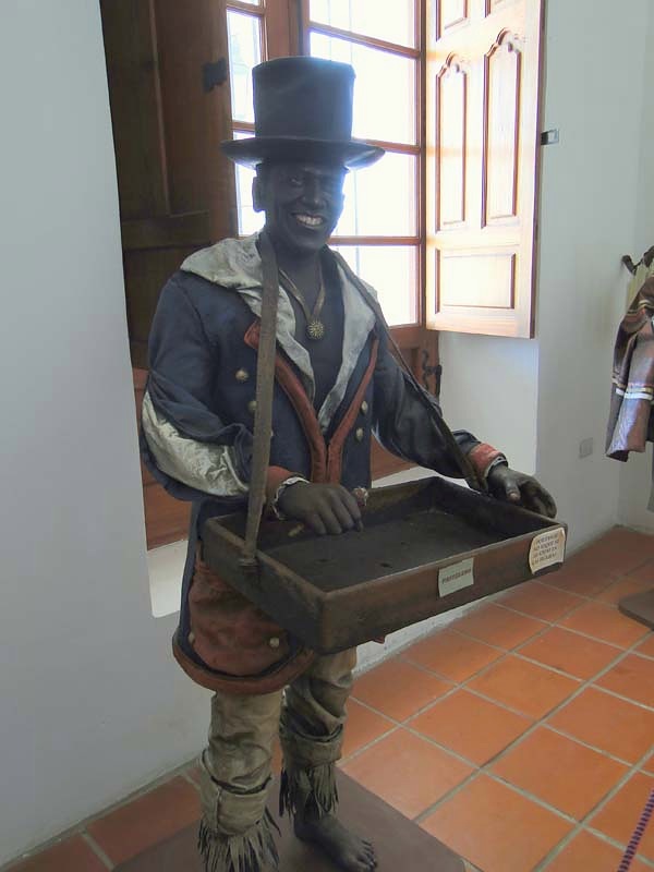 Replica Del Cabildo En La Punta San Luis · 3