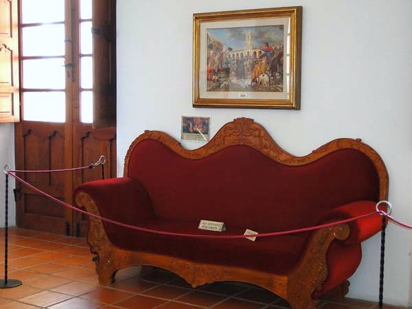 Replica Del Cabildo En La Punta San Luis · 18