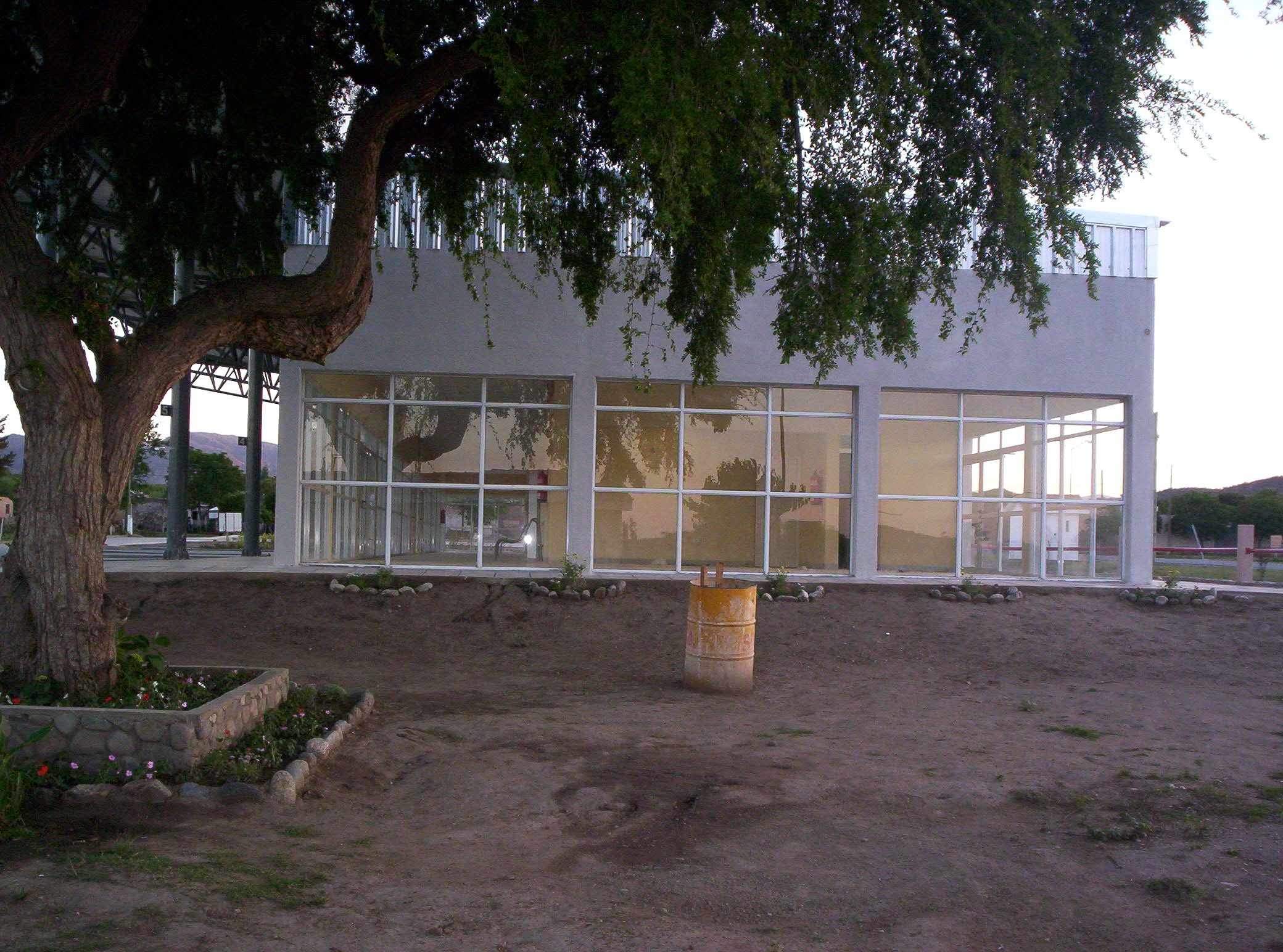 Terminal · 6