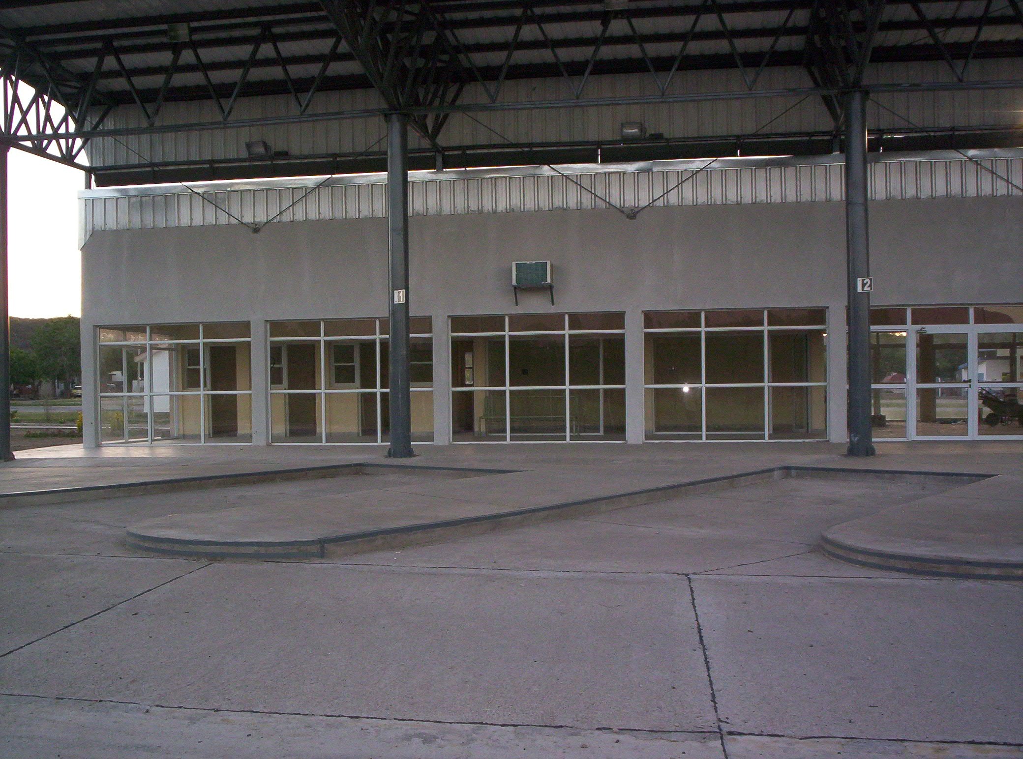 Terminal · 16